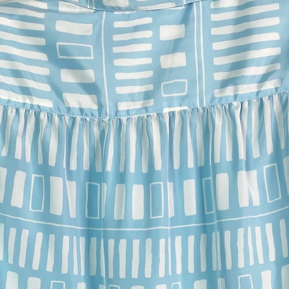 Vintage Pastel Blue & White Short Sleeve Button Up Top Med - Picture 4 of 5